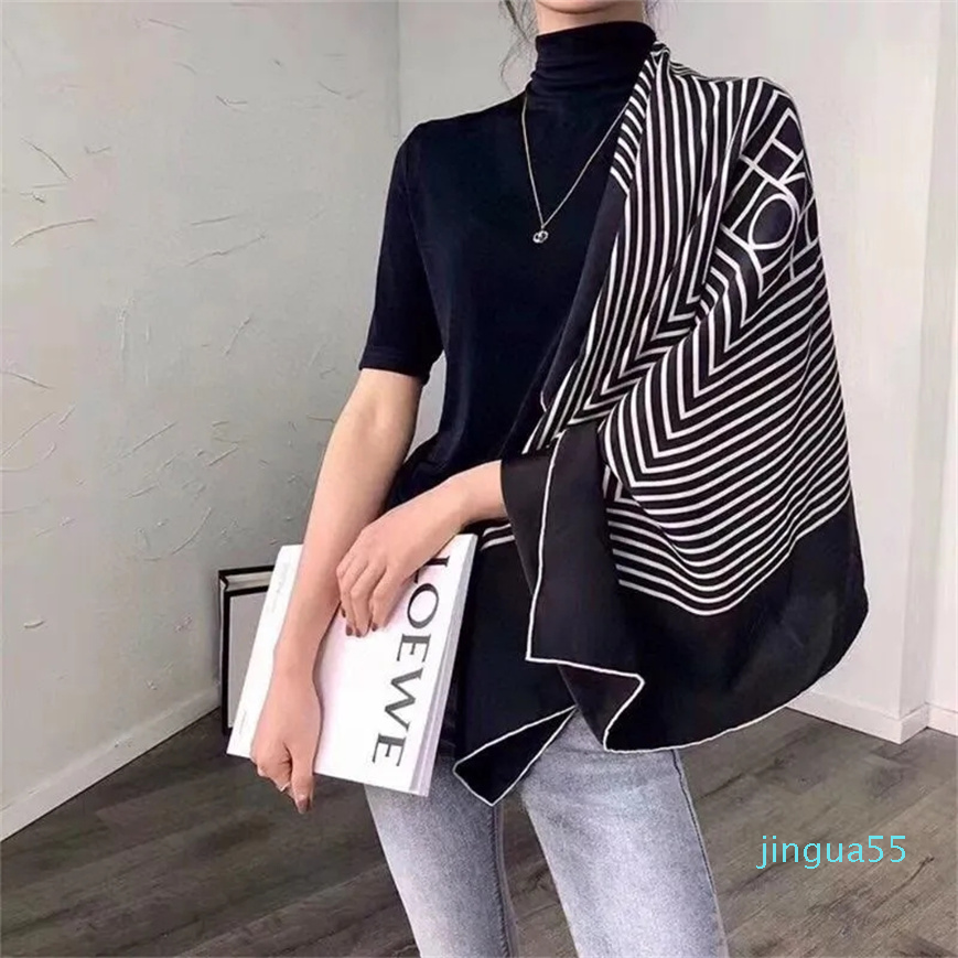 Scarves TOTEME 100 Silk Stripe Wild Temperament Large Square Scarf Classic Twocolor Shawl
Scarves TOTEME 100 Silk Stripe Wild Temperament Large Square Scarf Classic Twocolor Shawl