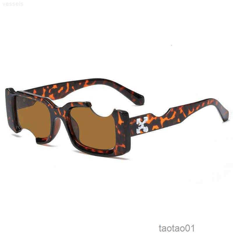 Sunglasses Hip-hop Square Women Men Off Notch Hole Design White Sun Glasses Blue Ladies Vintage Shados Eyewear Uv Protection T2201293 9s3n
Sunglasses Hip-hop Square Women Men Off Notch Hole Design White Sun Glasses Blue Ladies Vintage Shados Eyewear Uv Protection T2201293 9s3n