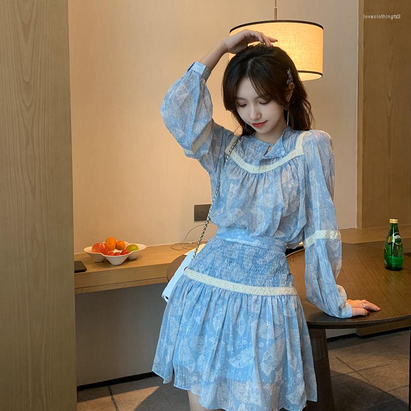 Work Dresses Autumn French Floral Printed Chiffon Two-piece Set Sweet Temperament Long-sleeved Short Skirts Women Fashion Streetwear 2023, Sky blue
Work Dresses Autumn French Floral Printed Chiffon Two-piece Set Sweet Temperament Long-sleeved Short Skirts Women Fashion Streetwear 2023, Sky blue