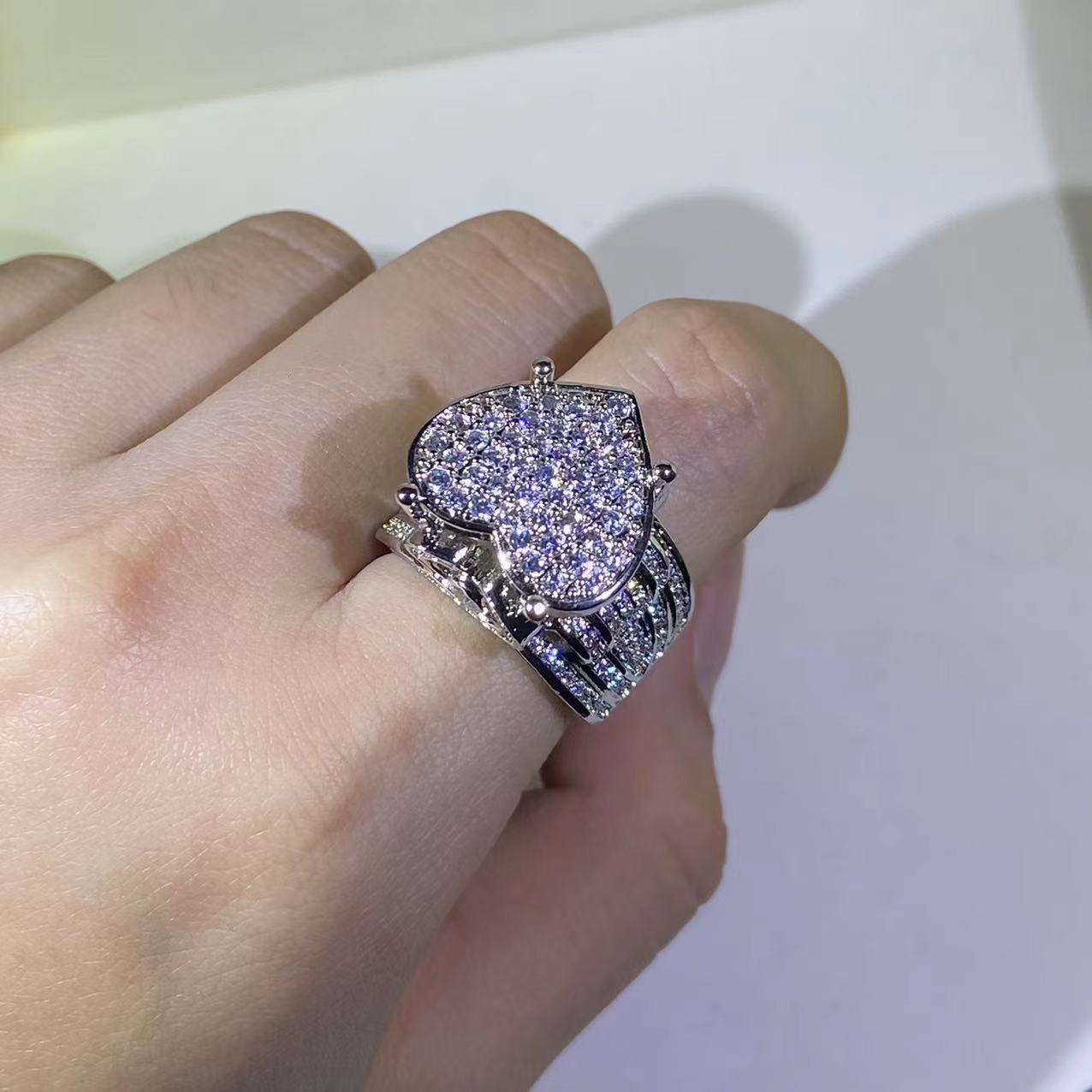 Wedding Rings 925 Silver Exquisite Big Heart Ring 5A CZ Micro Pave Cubic Zirconia Fully Iced Out Bling Hip Hop Punk Men Women Jewelry 230608
