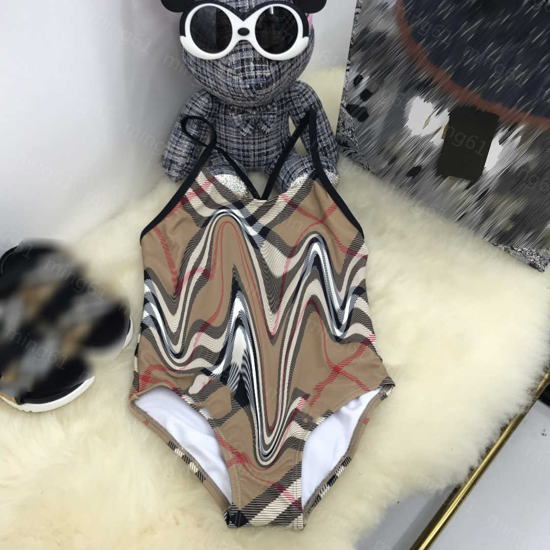 23ss girls swimwear girls One-piece Designer kids bathing suits summer Pure cotton Splice lattice Swim Wear Children High quality baby clothes
23ss girls swimwear girls One-piece Designer kids bathing suits summer Pure cotton Splice lattice Swim Wear Children High quality baby clothes