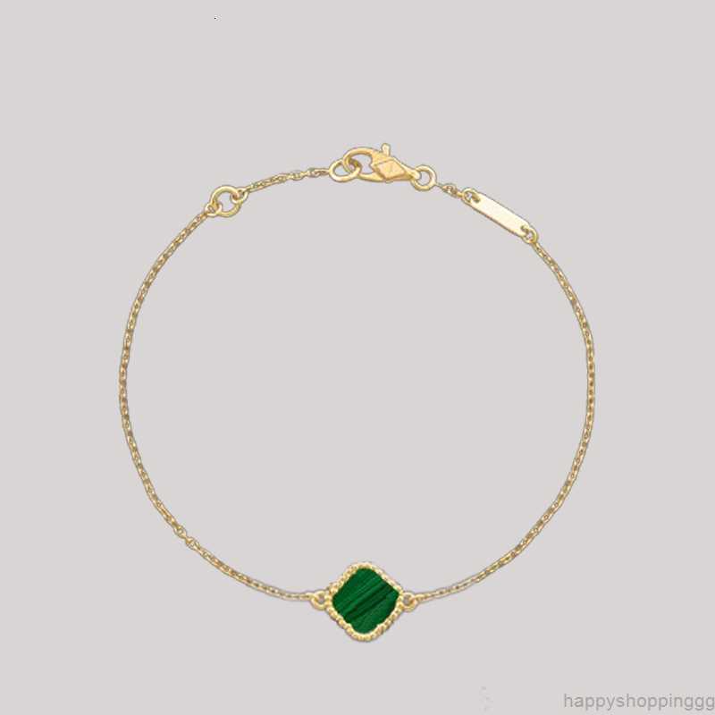 Green clovers single flower bracelet 18 style Fashion Classic 4/Four Leaf Clover Charm Bracelets Bangle Chain 18K Gold Agate Shell Mother-of-Pearl for Wedding
Green clovers single flower bracelet 18 style Fashion Classic 4/Four Leaf Clover Charm Bracelets Bangle Chain 18K Gold Agate Shell Mother-of-Pearl for Wedding