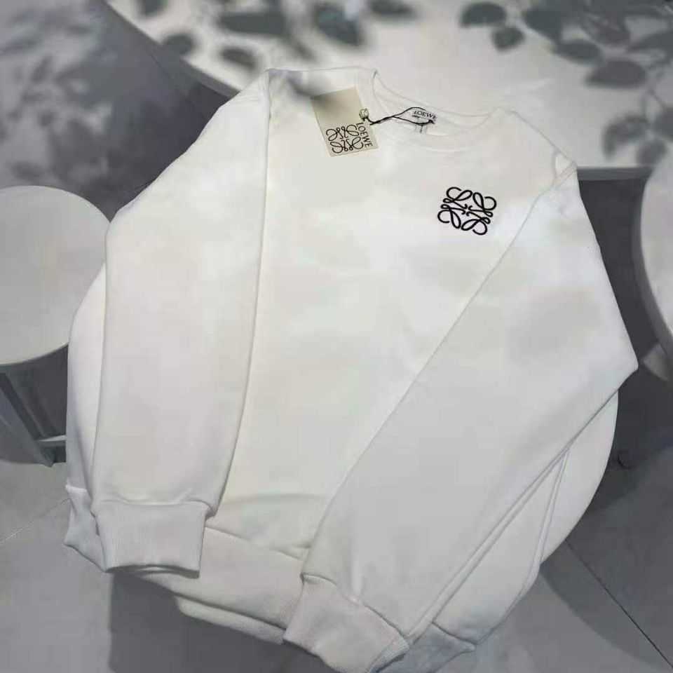Designer Clothing Mens Sweatshirts Hoodies Loewe Autumn and Winter New Round Collar Pullover Embroidered Plush Thick Terry Cotton Loose Long Sleeved Mens and Women, Shipping fee
Designer Clothing Mens Sweatshirts Hoodies Loewe Autumn and Winter New Round Collar Pullover Embroidered Plush Thick Terry Cotton Loose Long Sleeved Mens and Women, Shipping fee