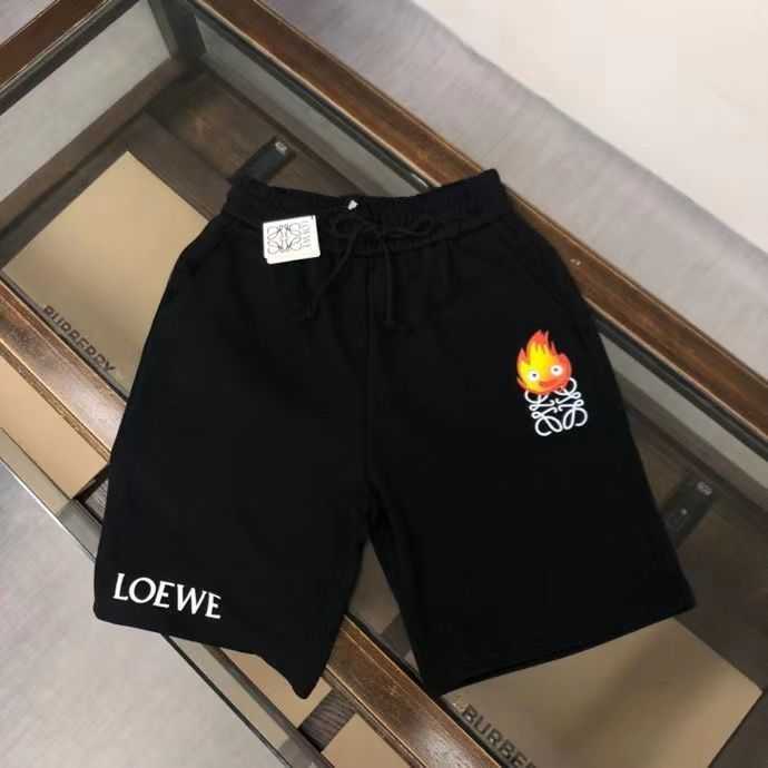 Designer Short Fashion Casual Clothing Loewe 2023 Summer New Shorts Mens Cartoon Letter Printing High Grade Five Point Shorts Handsome Youth Trend Beach shorts Coup, Black
Designer Short Fashion Casual Clothing Loewe 2023 Summer New Shorts Mens Cartoon Letter Printing High Grade Five Point Shorts Handsome Youth Trend Beach shorts Coup, Black