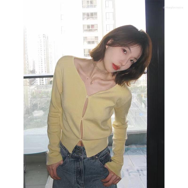 Women' Knits Korobov V-neck Single Breasted Top Thin Cardigan Solid Color Slim Vintage Gentle Knitwears Y2k Womens Clothing Sueters De, Yellow
Women' Knits Korobov V-neck Single Breasted Top Thin Cardigan Solid Color Slim Vintage Gentle Knitwears Y2k Womens Clothing Sueters De, Yellow