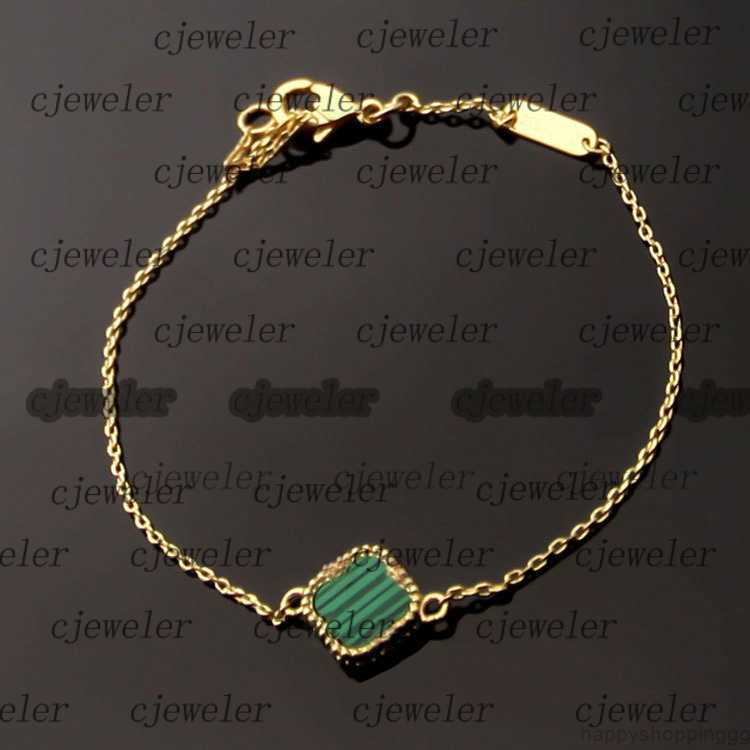 charm bracelets designer luxury vc letter 5 mini four-leaf flower diamond Buckle 18K gold 925 silver Engraved diamond bracelet buckle original packaging clovers
charm bracelets designer luxury vc letter 5 mini four-leaf flower diamond Buckle 18K gold 925 silver Engraved diamond bracelet buckle original packaging clovers