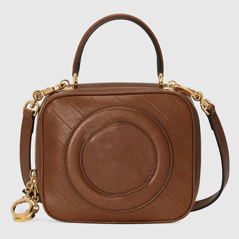 3A new Mini designer bag tote Crossbody Camera bags Women square handbags Shoulder Bag purse 744434 quilty bag Double Button Letter Zipper Leather Multiple Color, Red
3A new Mini designer bag tote Crossbody Camera bags Women square handbags Shoulder Bag purse 744434 quilty bag Double Button Letter Zipper Leather Multiple Color, Red