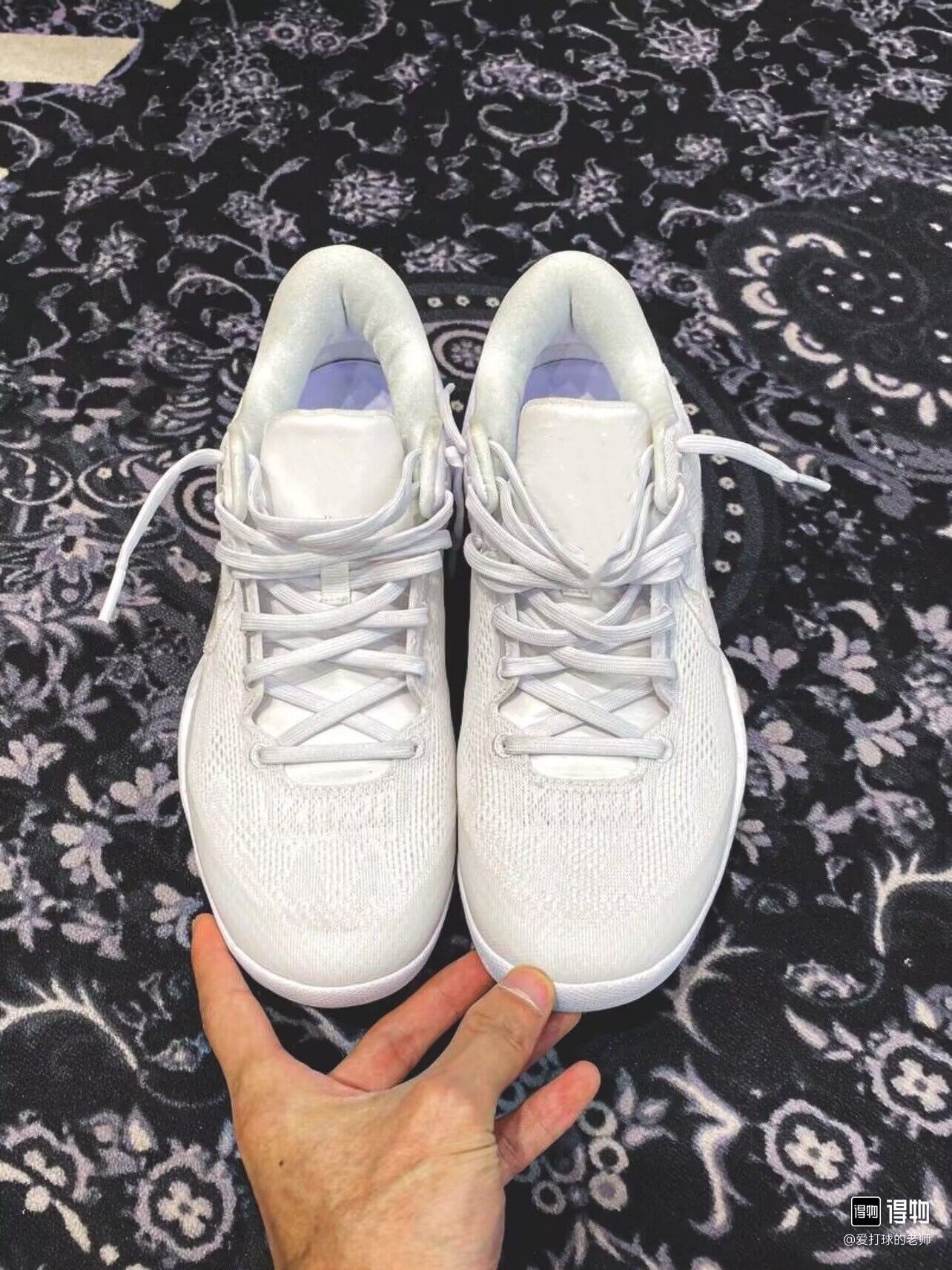 2023 Mamba 8 System Triple White White Court Purple Men Basketball Shoes 8s VIII What The FTB Blue Glow Easter Christmas Sneakers Sport Shoe With Box, 13
2023 Mamba 8 System Triple White White Court Purple Men Basketball Shoes 8s VIII What The FTB Blue Glow Easter Christmas Sneakers Sport Shoe With Box, 13