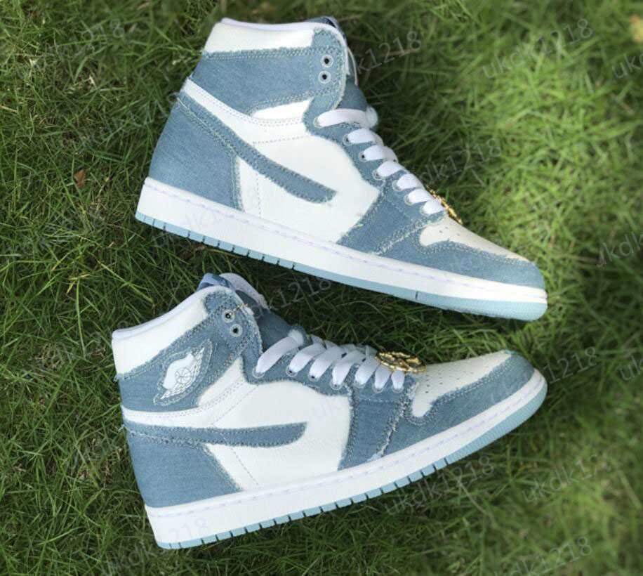 Jumpman 1s 1 High OG Denim Mens basketball shoes White Worn Blue Metallic Gold women Men trainers sports sneakers 36-47 DM9036-104
Jumpman 1s 1 High OG Denim Mens basketball shoes White Worn Blue Metallic Gold women Men trainers sports sneakers 36-47 DM9036-104