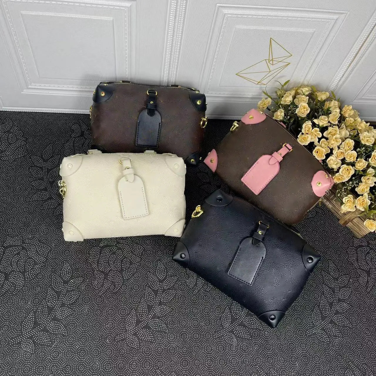 Designer luxury shoulder bag Woman backpacks Handbag Cosmetic case box clutch women messenger purse Crossbody pochette Petite Malle Souple wallet dhgate, #3 white embossing
Designer luxury shoulder bag Woman backpacks Handbag Cosmetic case box clutch women messenger purse Crossbody pochette Petite Malle Souple wallet dhgate, #3 white embossing