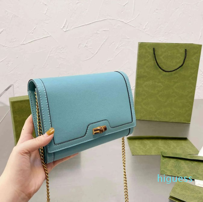 new fashion 2023 Women Shoulder Bags Luxurys Designers Bags Handbag Cowhide Genuine leather Texture G Bag Messenger Ladies Travel Handbags Credit Card
new fashion 2023 Women Shoulder Bags Luxurys Designers Bags Handbag Cowhide Genuine leather Texture G Bag Messenger Ladies Travel Handbags Credit Card