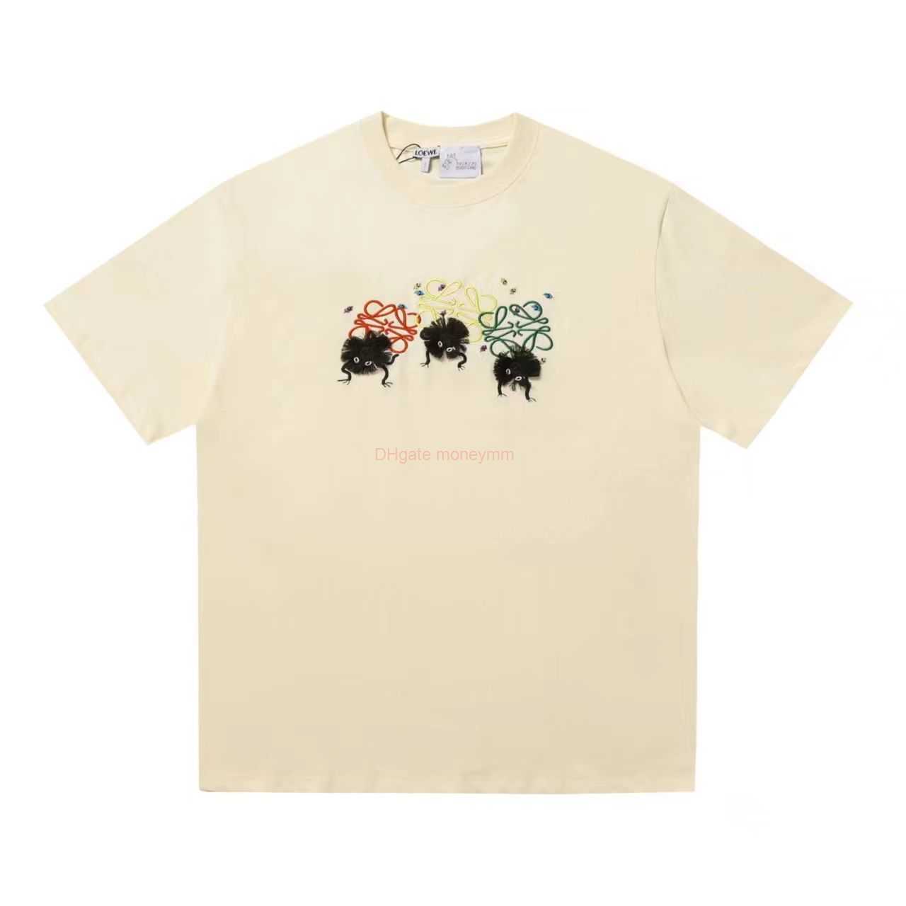 Designer Fashion Clothing Tees Tshirts Loewe 23 s Pursuit of Classic Coal Ball Embroidery High Quality Short Sleeve Tshirt Womens Pure Cotton Loose and Popular Trend, Apricot l06 # embroidery
Designer Fashion Clothing Tees Tshirts Loewe 23 s Pursuit of Classic Coal Ball Embroidery High Quality Short Sleeve Tshirt Womens Pure Cotton Loose and Popular Trend, Apricot l06 # embroidery