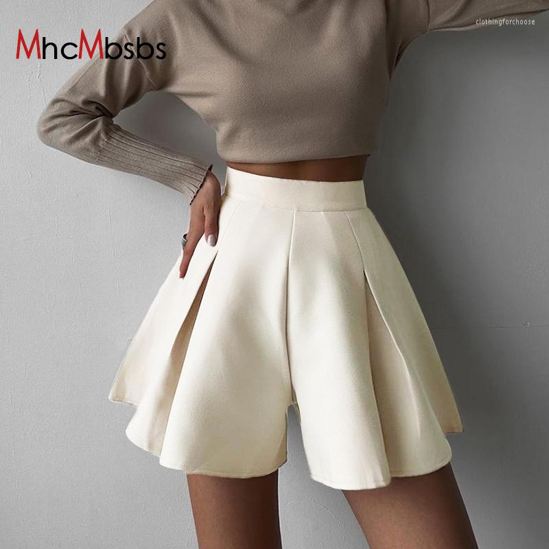 Women' Shorts Women High Waist Pleated Preppey Casual Solid Plain Lolita Mini Trousers 2023 Summer Harajuku Fairy Grunge Clothes, Black
Women' Shorts Women High Waist Pleated Preppey Casual Solid Plain Lolita Mini Trousers 2023 Summer Harajuku Fairy Grunge Clothes, Black