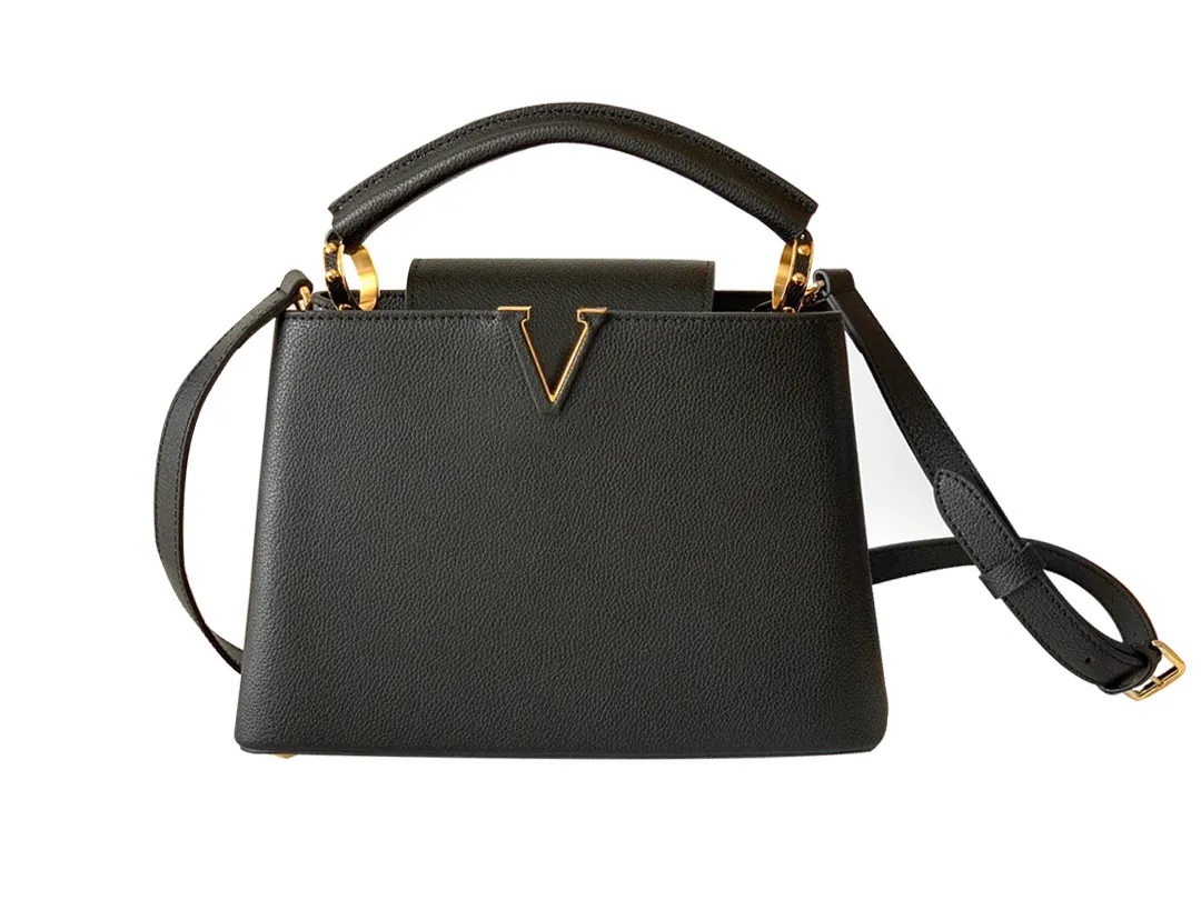 Tote bags Original style Quality Genuine Leather LOCK presbyopia Totes Palladium decoration postman bag portable female handbag Shoulder Bags handbags, Black
Tote bags Original style Quality Genuine Leather LOCK presbyopia Totes Palladium decoration postman bag portable female handbag Shoulder Bags handbags, Black
