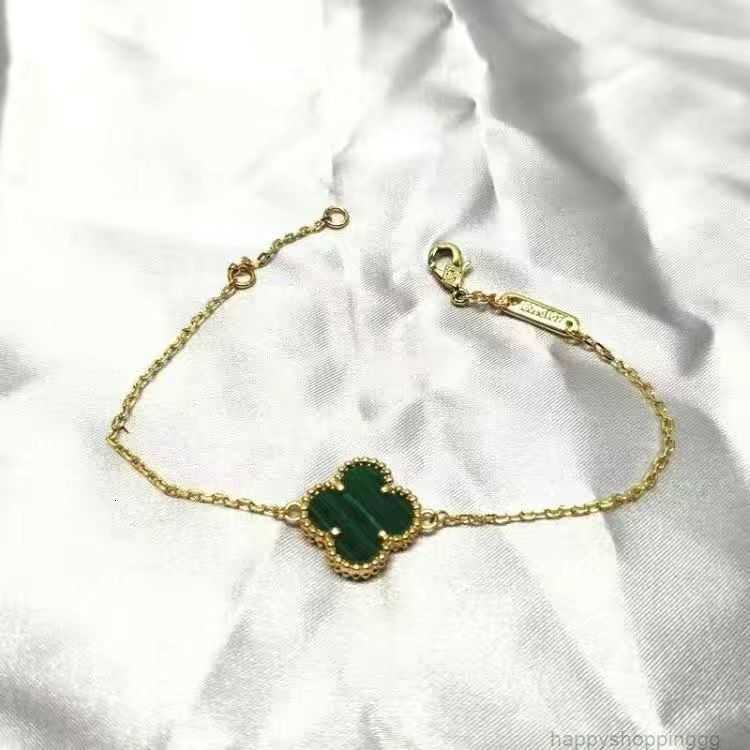 Fashion Luxury clover Bracelet designer gold jewelry chain for women wedding gift Valentines Day adults bracelets blue green black white clovers silver diamonds
Fashion Luxury clover Bracelet designer gold jewelry chain for women wedding gift Valentines Day adults bracelets blue green black white clovers silver diamonds