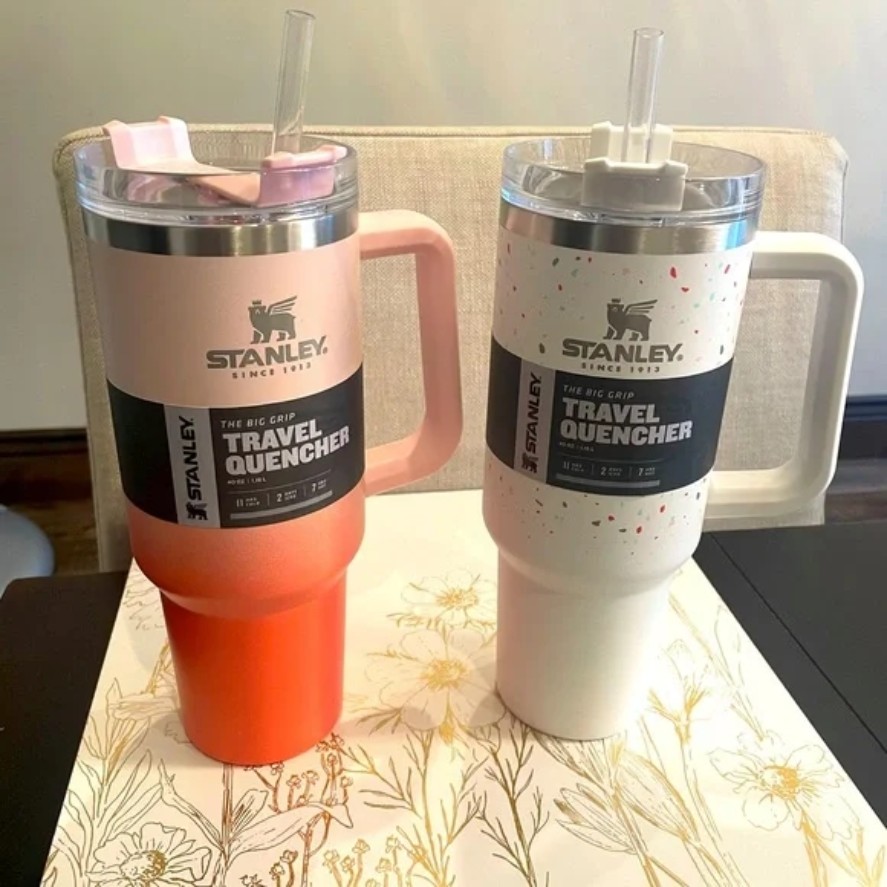 Ready to ship 1pc 40oz Stanley Mugs With Logo Stainless Steel Insulated Tumblers Thermos Water Bottles With Handle Lid Straw Drinking Cups, Yellow
Ready to ship 1pc 40oz Stanley Mugs With Logo Stainless Steel Insulated Tumblers Thermos Water Bottles With Handle Lid Straw Drinking Cups, Yellow