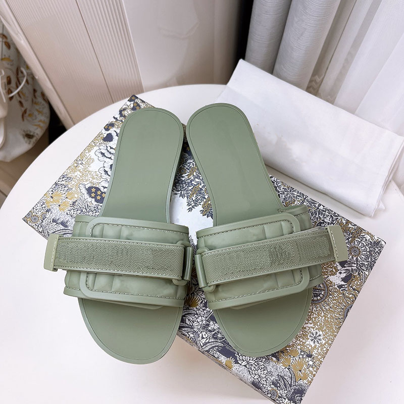 designer slider designer women Slippers Luxury fashion slides Size 35-41 model ZYLX05
designer slider designer women Slippers Luxury fashion slides Size 35-41 model ZYLX05