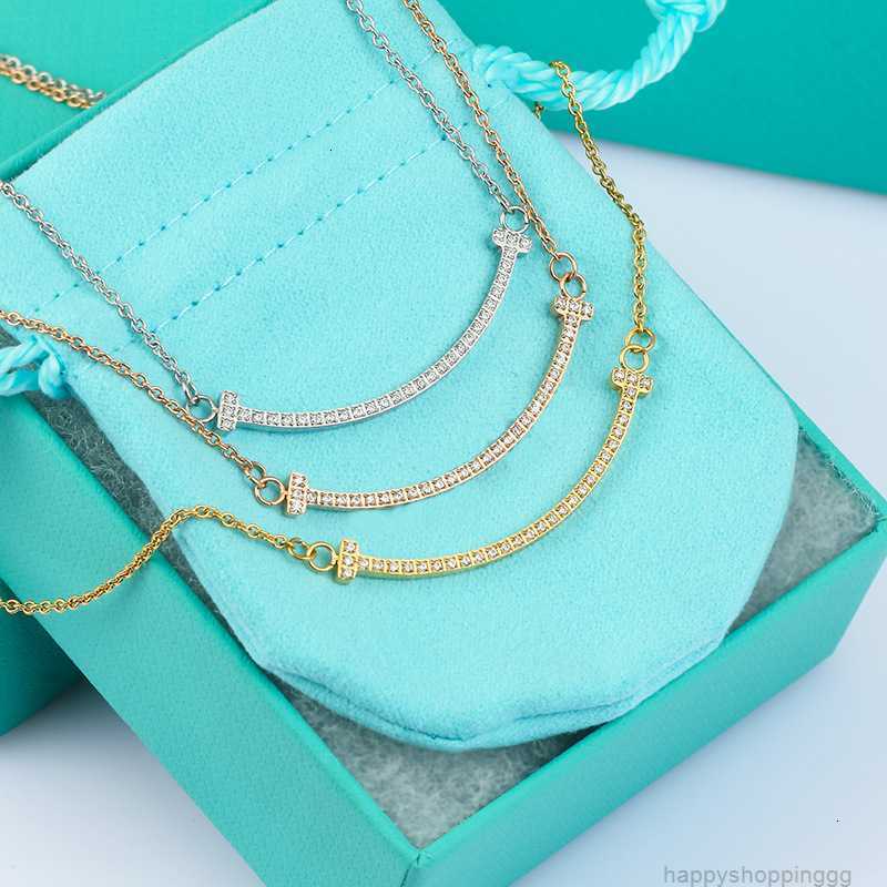 Smile Necklace Women Stainless Steel Couple Diamond Pendant Jewelry for Neck Christmas Gifts for women Accessories Wholesale
Smile Necklace Women Stainless Steel Couple Diamond Pendant Jewelry for Neck Christmas Gifts for women Accessories Wholesale