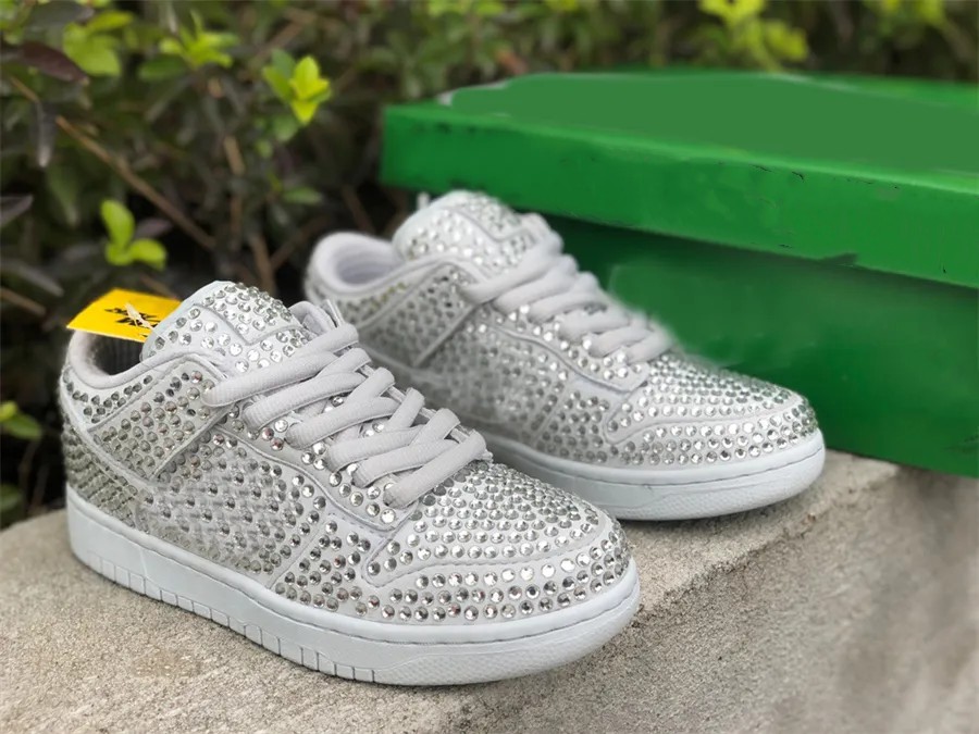 Cactus Plant Flea Market Dunks Low Casual Shoes Authentic Pure Platinum/Pure Platinum CZ2670-001 Women Men Sport Sneakers 36-47.5 With Original Box
Cactus Plant Flea Market Dunks Low Casual Shoes Authentic Pure Platinum/Pure Platinum CZ2670-001 Women Men Sport Sneakers 36-47.5 With Original Box