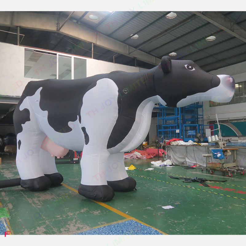 wholesale Outdoor Activities Customizable purple color twist neck cow giant inflatable animal milk cow cattle for farm advertising