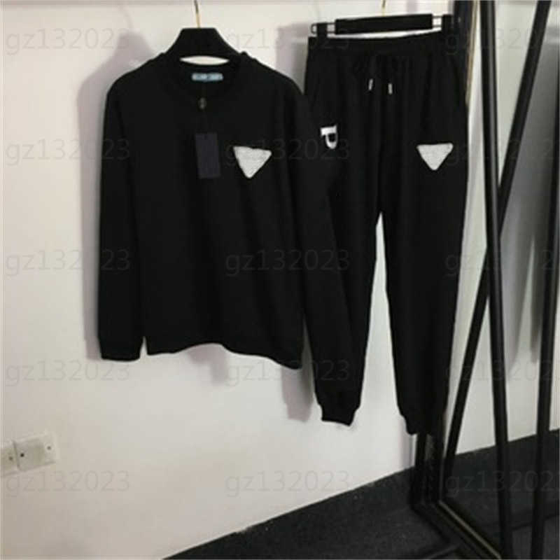 23SS Tracksuit Women Designer Two Piece Sets Triangle Label Embroidered Letters Round Neck Long Sleeve Sweater Elastic Waist Casual Pants 2 Pieces Set Women 0607
23SS Tracksuit Women Designer Two Piece Sets Triangle Label Embroidered Letters Round Neck Long Sleeve Sweater Elastic Waist Casual Pants 2 Pieces Set Women 0607