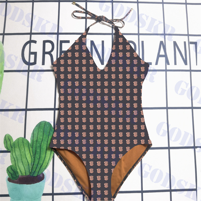 Full Logo Swimwear Designer Retro Bikini For Women One Piece Swimsuit V Neck Halter Bathing Suit, Cp
Full Logo Swimwear Designer Retro Bikini For Women One Piece Swimsuit V Neck Halter Bathing Suit, Cp