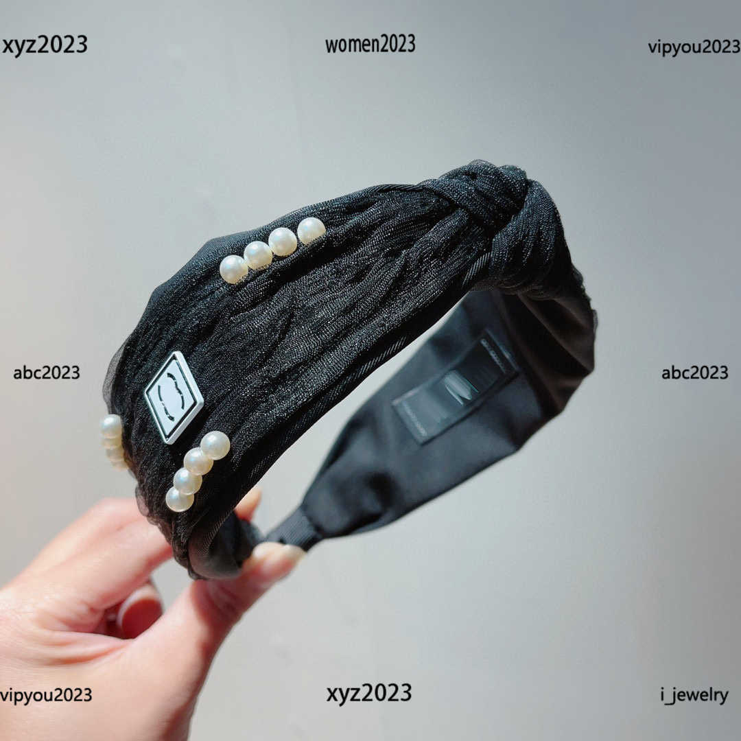 women Headbands designer Hair Jewelry Lace decoration hair band pearl embellished headwear luxurious #Including box
women Headbands designer Hair Jewelry Lace decoration hair band pearl embellished headwear luxurious #Including box