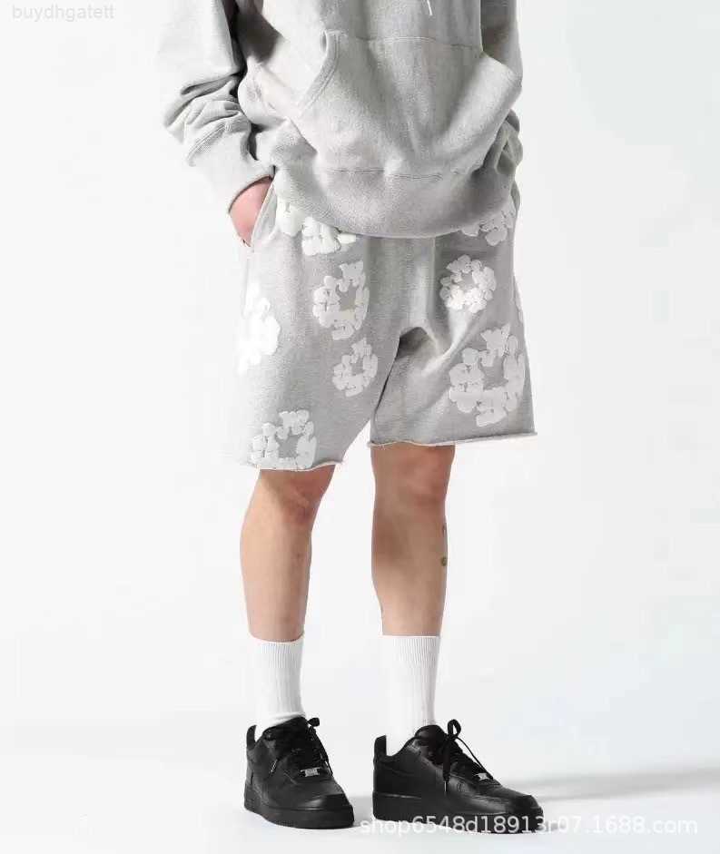 Men' Jeans readymade Co Branded Denim Shoes Meichao Kapok Foam Printed Shorts, Light grey
Men' Jeans readymade Co Branded Denim Shoes Meichao Kapok Foam Printed Shorts, Light grey