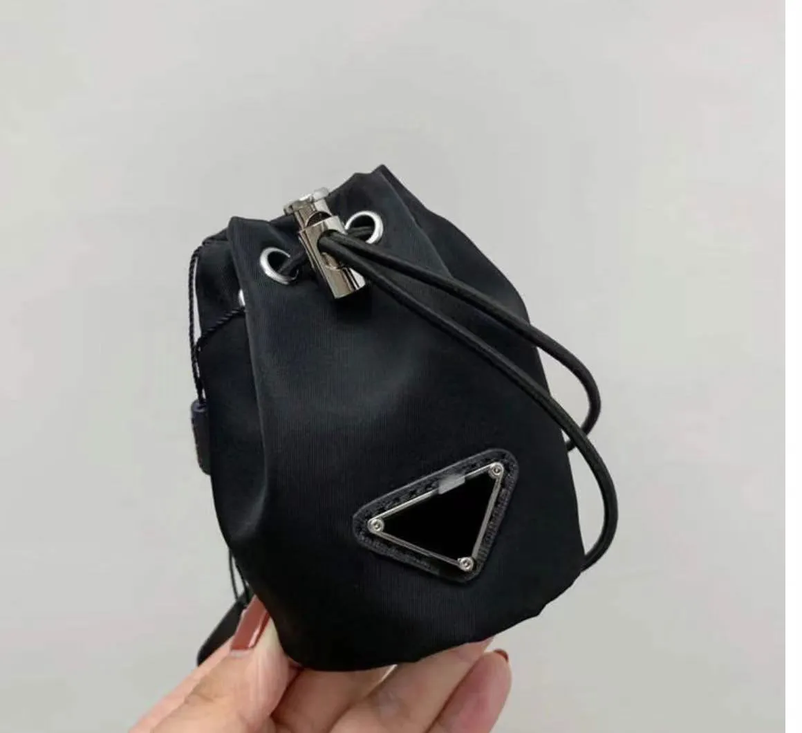 2025 new luxury women's key ring mobile phone bag women's crossbar mini bag long chain shoulder strap Messenger Bag Drawstring classic handbag barrel waist key ring