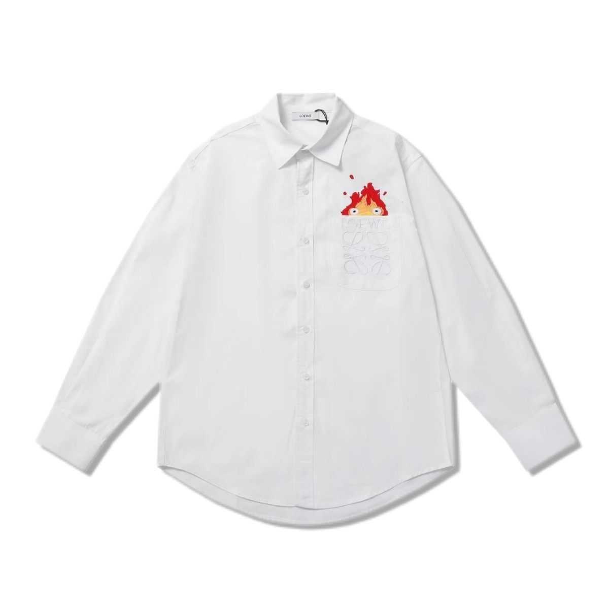 Designer Fashion Clothing Mens Casual Shirts Loewe Roewe 23ss Miyazaki Hayao Co Branded Hal Mobile Castle Flame Embroidered Doll Shirt Unisex Short Long Sleeve Stre, Shipping fee
Designer Fashion Clothing Mens Casual Shirts Loewe Roewe 23ss Miyazaki Hayao Co Branded Hal Mobile Castle Flame Embroidered Doll Shirt Unisex Short Long Sleeve Stre, Shipping fee