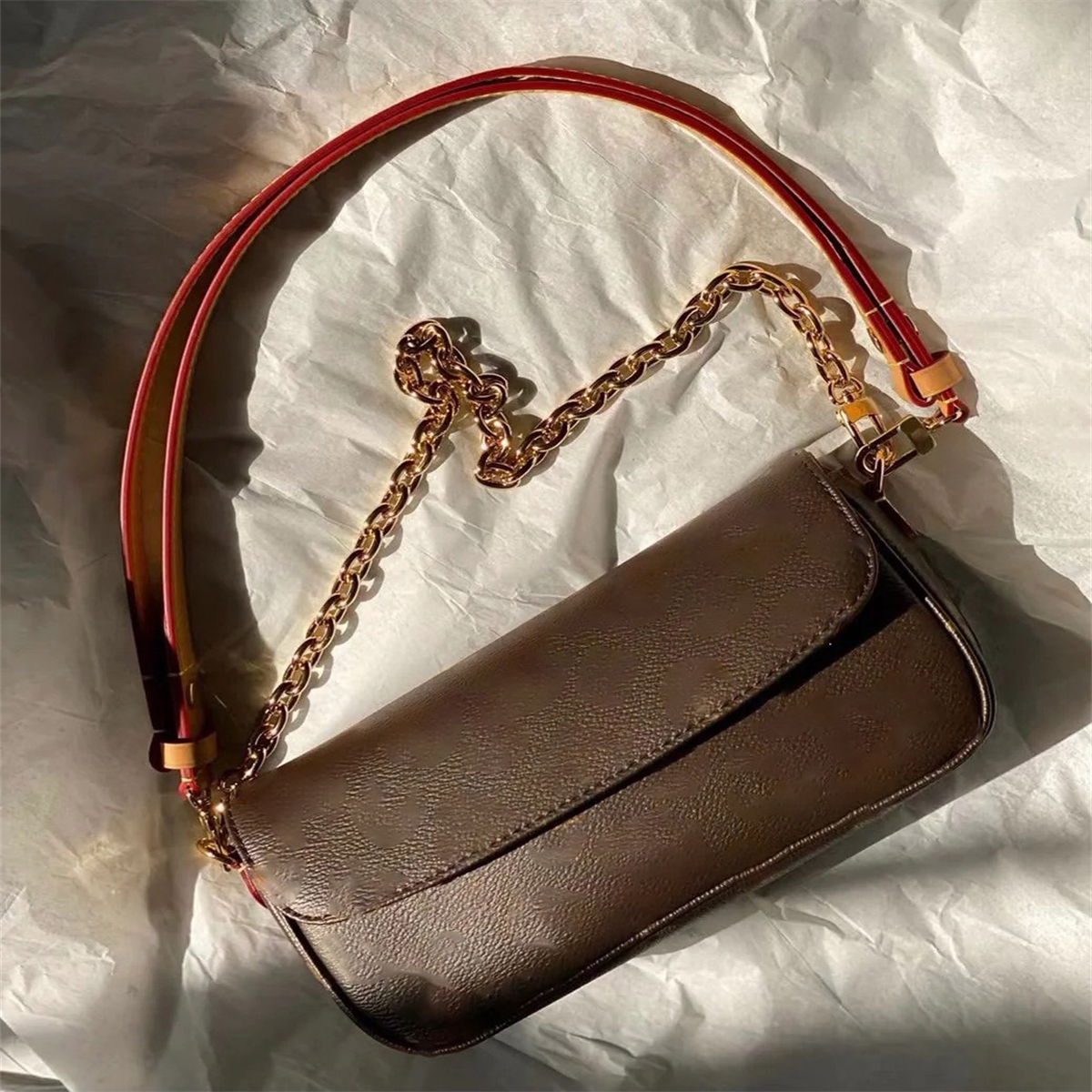 Bagatelle Bags Designer Makeup Bag Shoulder Chain Fashion Handbag Classic Unique Metallic Crossbody Leather Luxury Purses Satchel Cosmetic, #49 01
Bagatelle Bags Designer Makeup Bag Shoulder Chain Fashion Handbag Classic Unique Metallic Crossbody Leather Luxury Purses Satchel Cosmetic, #49 01