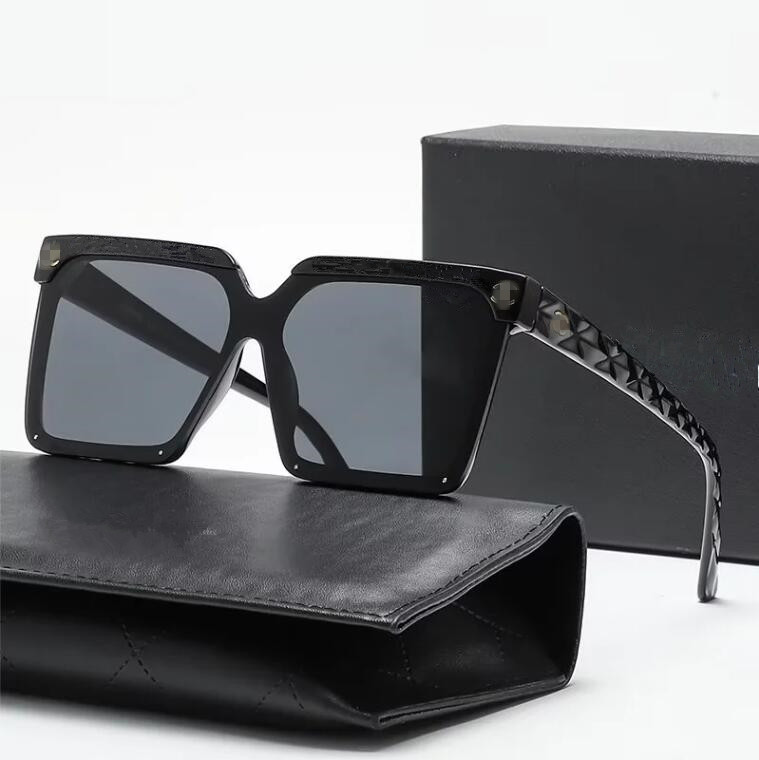 New Fashion Sunglasses Large Frame Square Men's and Women's Super Sunglasses Street Photo Tourism Anti glare Sunglasses 2288
New Fashion Sunglasses Large Frame Square Men's and Women's Super Sunglasses Street Photo Tourism Anti glare Sunglasses 2288