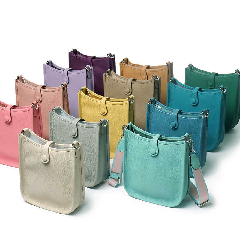Designer H Home bag Evelynn Cowhide Evelyns messenger togo litchi pattern hollow bucket leather women's one shoulder mobile phone WO9F
Designer H Home bag Evelynn Cowhide Evelyns messenger togo litchi pattern hollow bucket leather women's one shoulder mobile phone WO9F