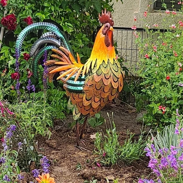 Garden Decorations Metal Sculpture Iron Rooster Statue Home Decoration Outdoor Handicraft Shelf Wall Animal Craft Gift 230609