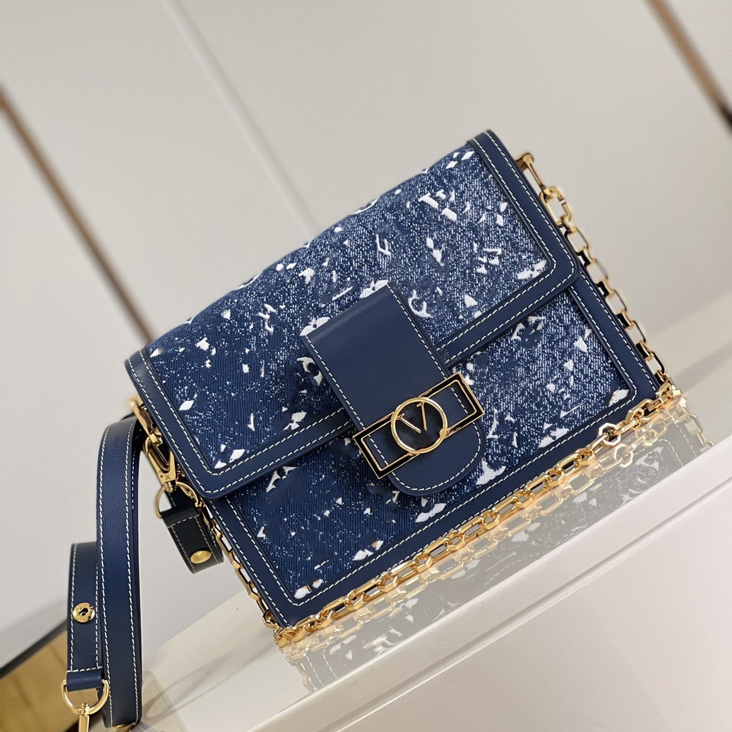 new arrival Shoulder Bags DAUPHINE fashion chain handbags crossbody women Designer Leather hobo Totes Messenger bag Wallet commuting lady Metal buckle Tie Dye, Blue
new arrival Shoulder Bags DAUPHINE fashion chain handbags crossbody women Designer Leather hobo Totes Messenger bag Wallet commuting lady Metal buckle Tie Dye, Blue