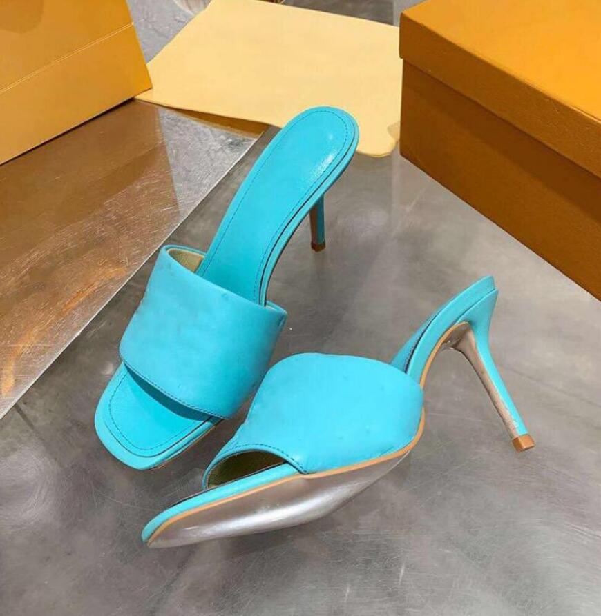 Luxury Market Revival Flat Mules Slipper Men Women Slides Black Pink Orange Blue WATERFRONT White Leather Flip Flops Sandals With Box
Luxury Market Revival Flat Mules Slipper Men Women Slides Black Pink Orange Blue WATERFRONT White Leather Flip Flops Sandals With Box