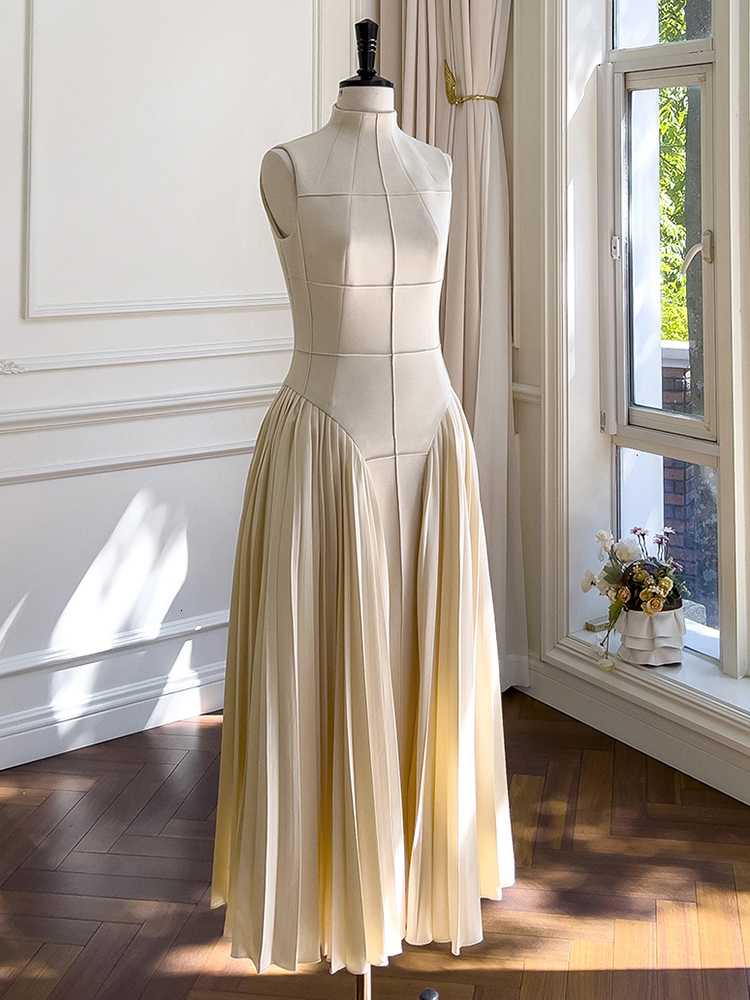 Basic Casual Dresses TWOTWINSTYLE Temperament Dresses For Women Square Collar Sleeveless High Waist Folds Slim Summer Dress Female Fashion Clothes 230