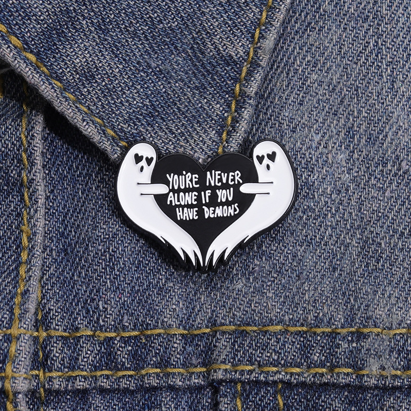 Halloween embrace white love English alphabet brooch Cute Anime Movies Games Hard Enamel Pins Collect Metal Cartoon Brooch Backpack Hat Bag Collar Lapel Badges, As picture
Halloween embrace white love English alphabet brooch Cute Anime Movies Games Hard Enamel Pins Collect Metal Cartoon Brooch Backpack Hat Bag Collar Lapel Badges, As picture