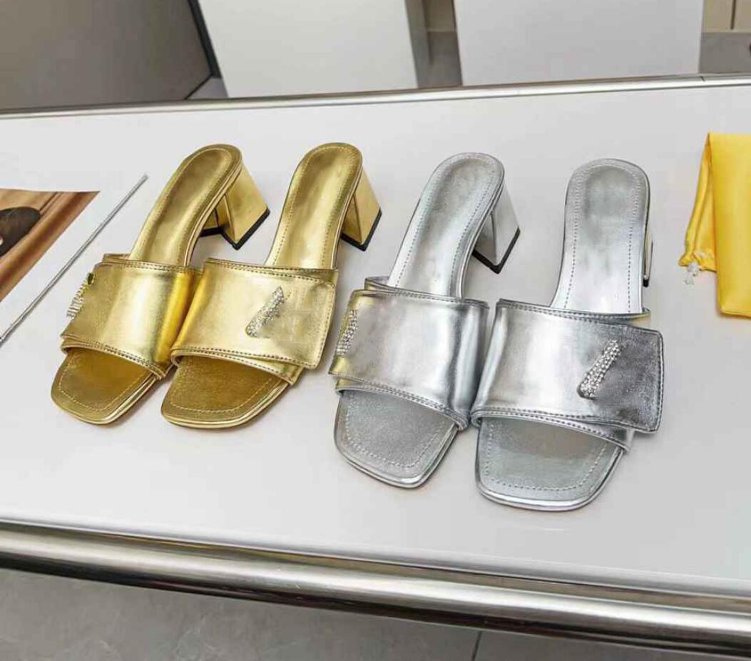 

2023 Shake Mule Gold Sandals Women Lacquered Cow Leather Embellished Crystal Encrusted Accessory Inspired Slides Silver Slippers Size 35-42