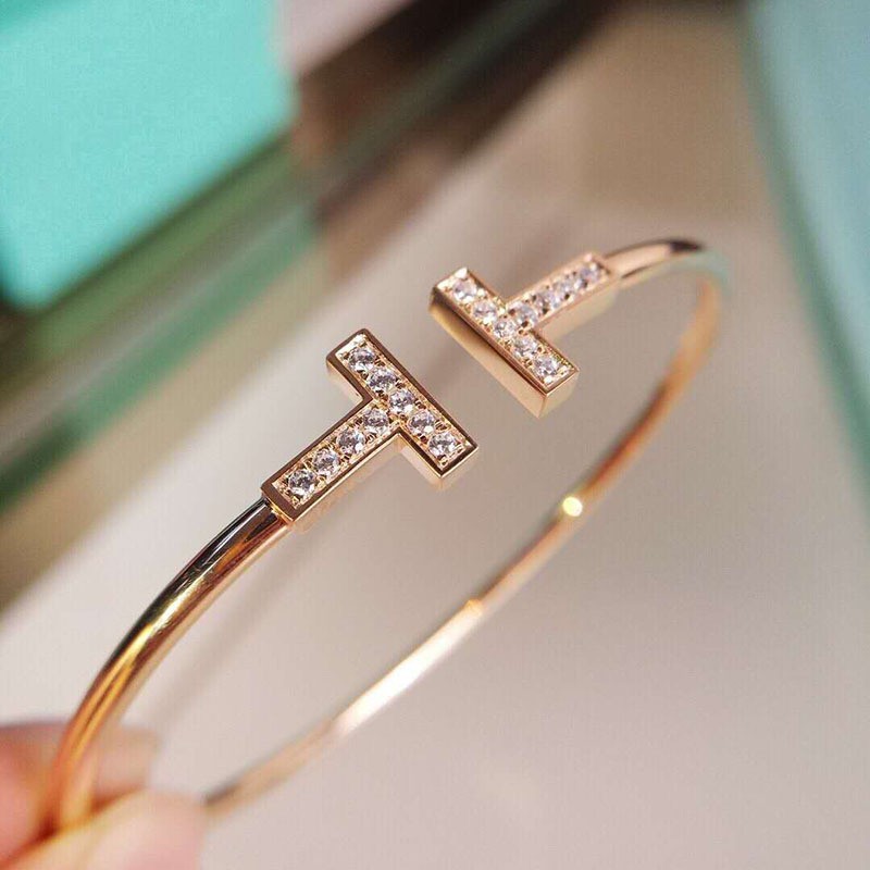 bracelets designer for women designer nail bracelet jewelry bangle Suitable for women & girls wedding mother's day jewelry female gifts commemoration day
bracelets designer for women designer nail bracelet jewelry bangle Suitable for women & girls wedding mother's day jewelry female gifts commemoration day