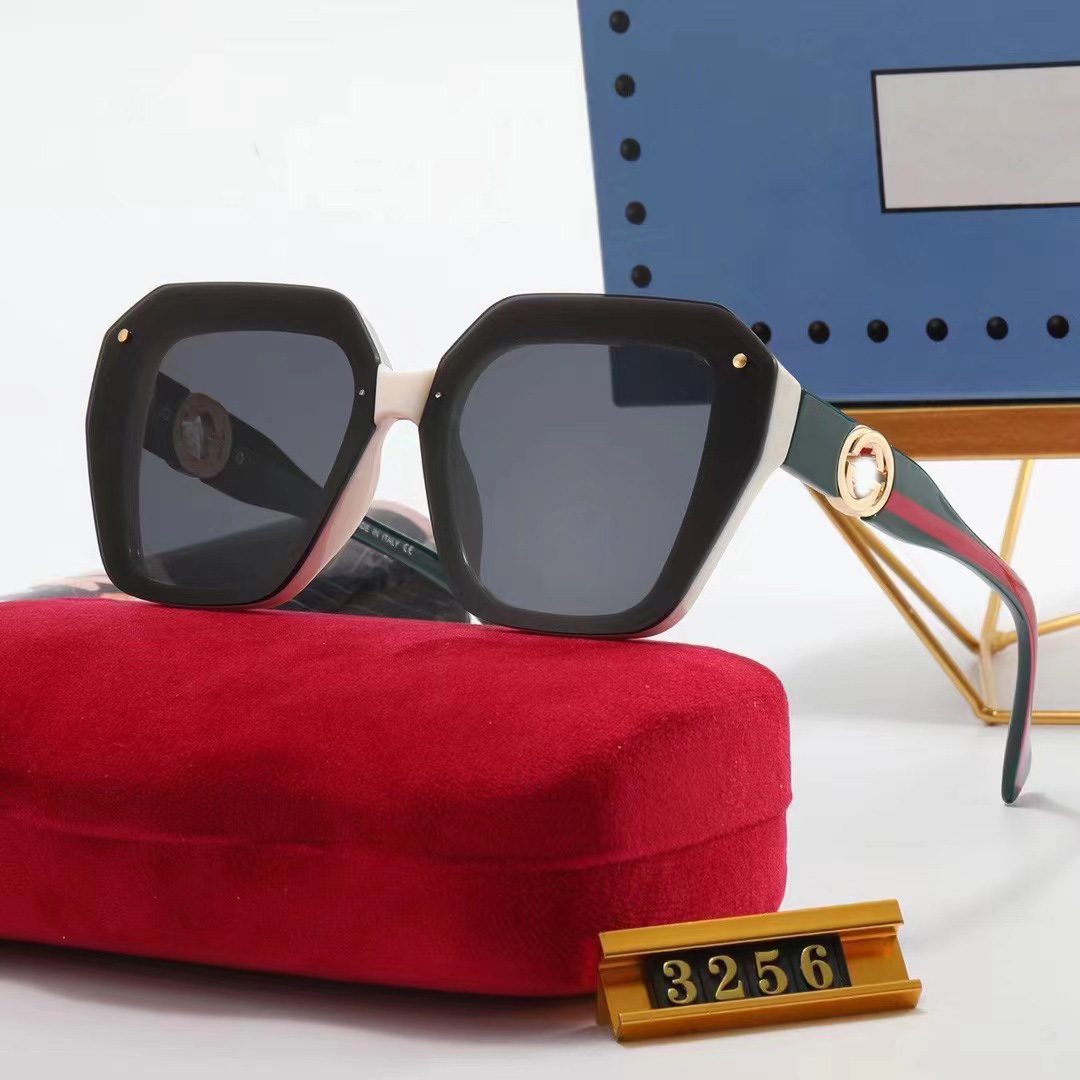 Designer Women Men Sunglasses Classic Style Fashion Outdoor Traveling UV400 Sports Driving Sun Glasses High Quality