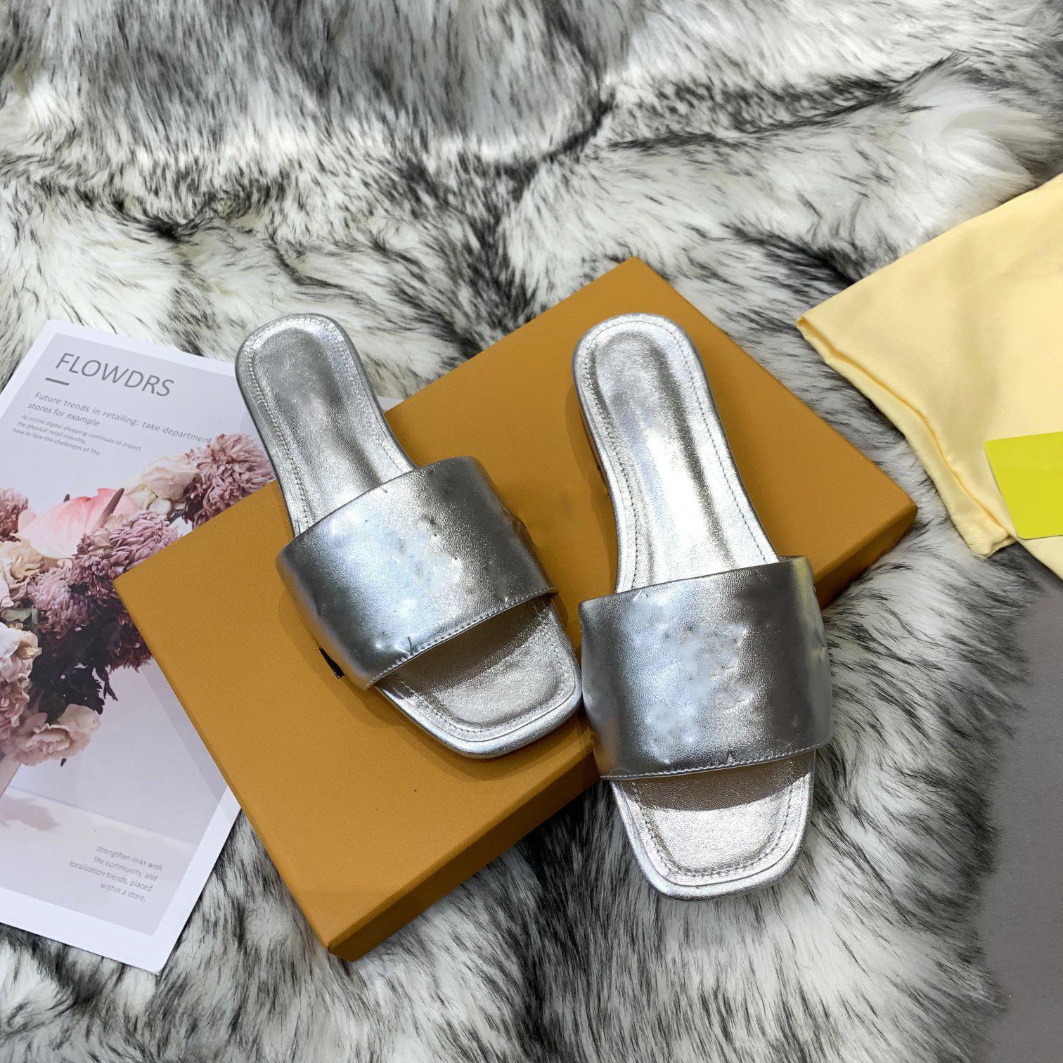 Luxury Revival Flat Mules Slippers Women Slides Sandals Designer Black Pink Orange Blue Waterfront Brown White Summer Flip Flops Size 35 -44, 10#
Luxury Revival Flat Mules Slippers Women Slides Sandals Designer Black Pink Orange Blue Waterfront Brown White Summer Flip Flops Size 35 -44, 10#