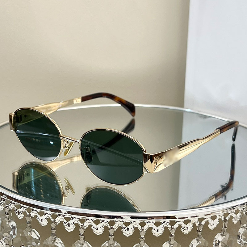 Designer Sunglasses Women Metal frame Arc de Triomphe Minimalist oval design CL40235 Fashionable style designer sunglasses original box
Designer Sunglasses Women Metal frame Arc de Triomphe Minimalist oval design CL40235 Fashionable style designer sunglasses original box