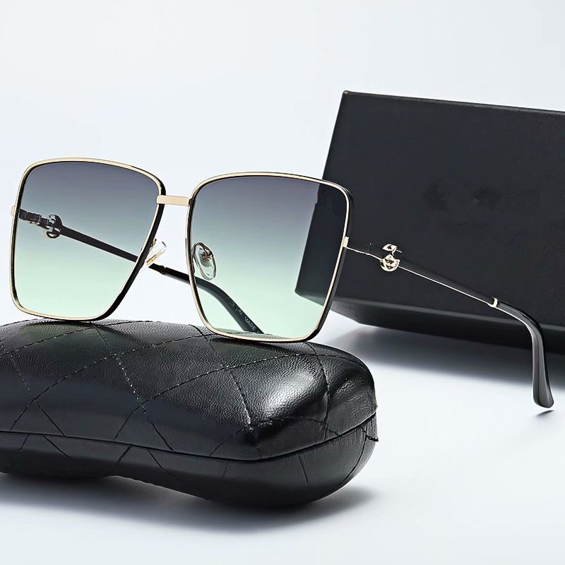 Luxury Sunglasses For Man Woman Unisex Designer Goggle Beach Sun Glasses Retro Small Frame Luxury Design UV400 Top Quality With Box
Luxury Sunglasses For Man Woman Unisex Designer Goggle Beach Sun Glasses Retro Small Frame Luxury Design UV400 Top Quality With Box