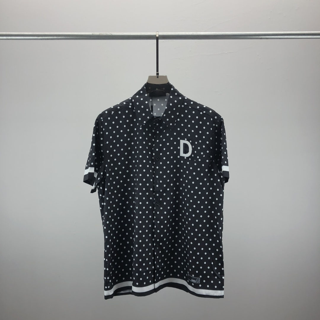2Men Designer Shirts Summer Shoort Sleeve Casual Shirts Fashion Loose Polos Beach Style Breathable Tshirts Tees ClothingQ241
2Men Designer Shirts Summer Shoort Sleeve Casual Shirts Fashion Loose Polos Beach Style Breathable Tshirts Tees ClothingQ241