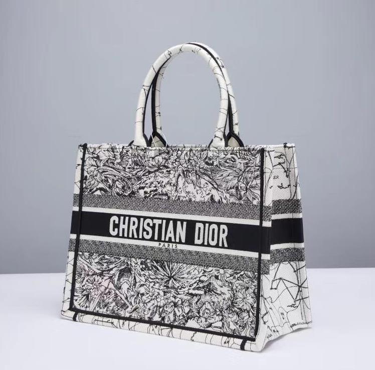 Luxury Designers the tote bag Top Original Totes Bag Tiger Embroidery BOOK Handbag TOTE Women's Classic Handle Laptop Large Capacity Shopping Bag Commuting Canvas s7, #28 weave
Luxury Designers the tote bag Top Original Totes Bag Tiger Embroidery BOOK Handbag TOTE Women's Classic Handle Laptop Large Capacity Shopping Bag Commuting Canvas s7, #28 weave