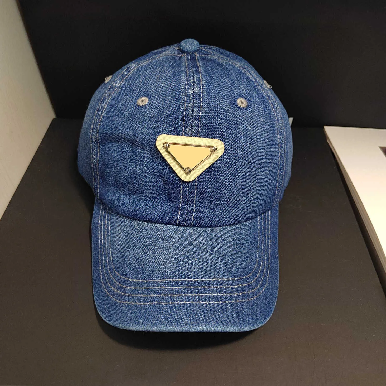 2P Fashion Casquette Baseball Cap Designer Caps High Quality Luxury Hat Unisex Summer Casual Berretto Da Baseball Adjustable Hatband Solid Letter Cowboy Bucket, C17
2P Fashion Casquette Baseball Cap Designer Caps High Quality Luxury Hat Unisex Summer Casual Berretto Da Baseball Adjustable Hatband Solid Letter Cowboy Bucket, C17