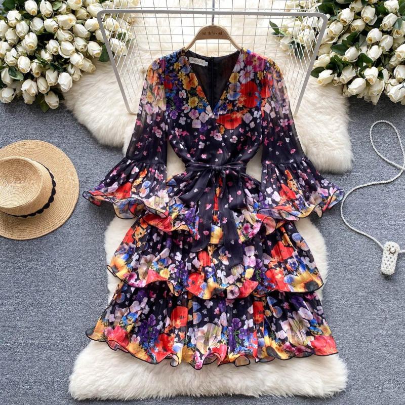 Casual Dresses Summer Women Cascading Ruffles Cake Dress Runway Women's V-Neck Flare Sleeve Flower Printed Sashes Holiday Party Vestidos, White
Casual Dresses Summer Women Cascading Ruffles Cake Dress Runway Women's V-Neck Flare Sleeve Flower Printed Sashes Holiday Party Vestidos, White