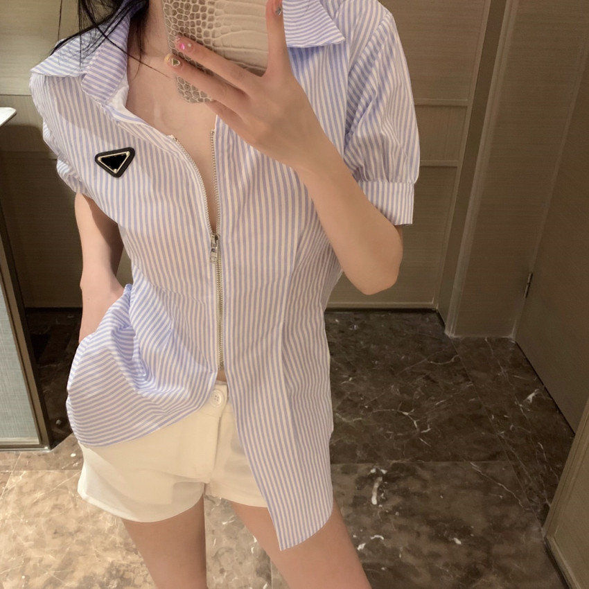 Womens Short Blouse Luxurys Letter Stick Drill Suit Shirts Tops Quality Fsahion Blouses Sexy ShortS Sleeved Coat SML, Blue
Womens Short Blouse Luxurys Letter Stick Drill Suit Shirts Tops Quality Fsahion Blouses Sexy ShortS Sleeved Coat SML, Blue