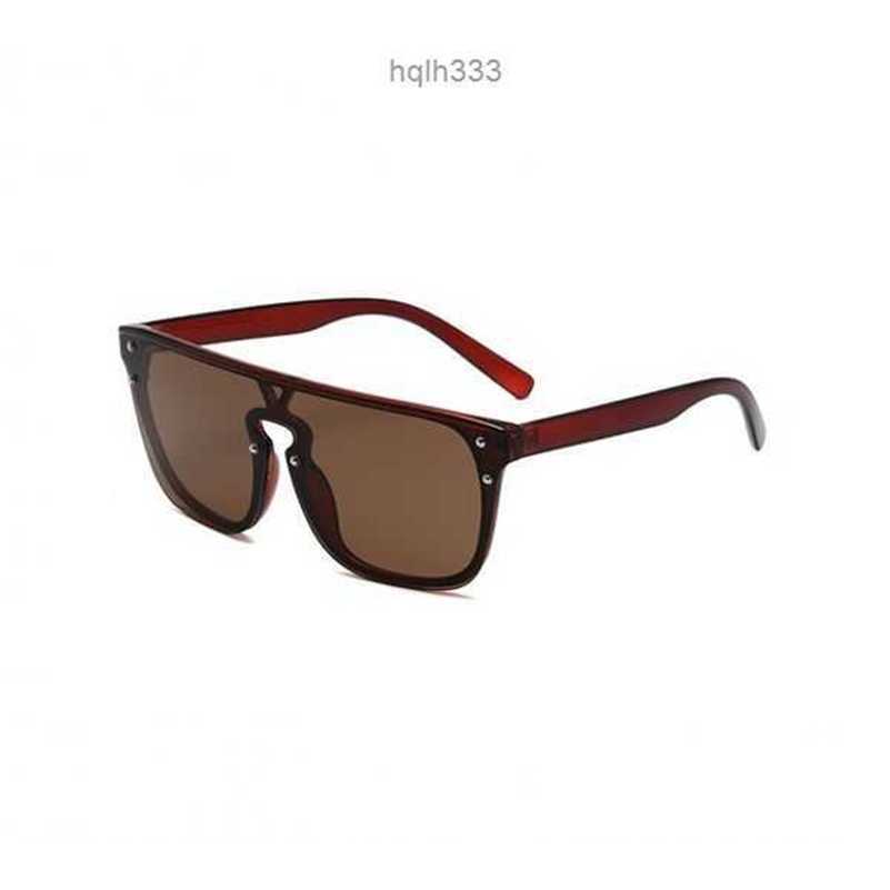 New Fashion Sunglass Luxury Pc Frame Designer Men Women Classic Popular Uv Protection Shading Pattern Lens Sunglasses with Boxs0dp
New Fashion Sunglass Luxury Pc Frame Designer Men Women Classic Popular Uv Protection Shading Pattern Lens Sunglasses with Boxs0dp